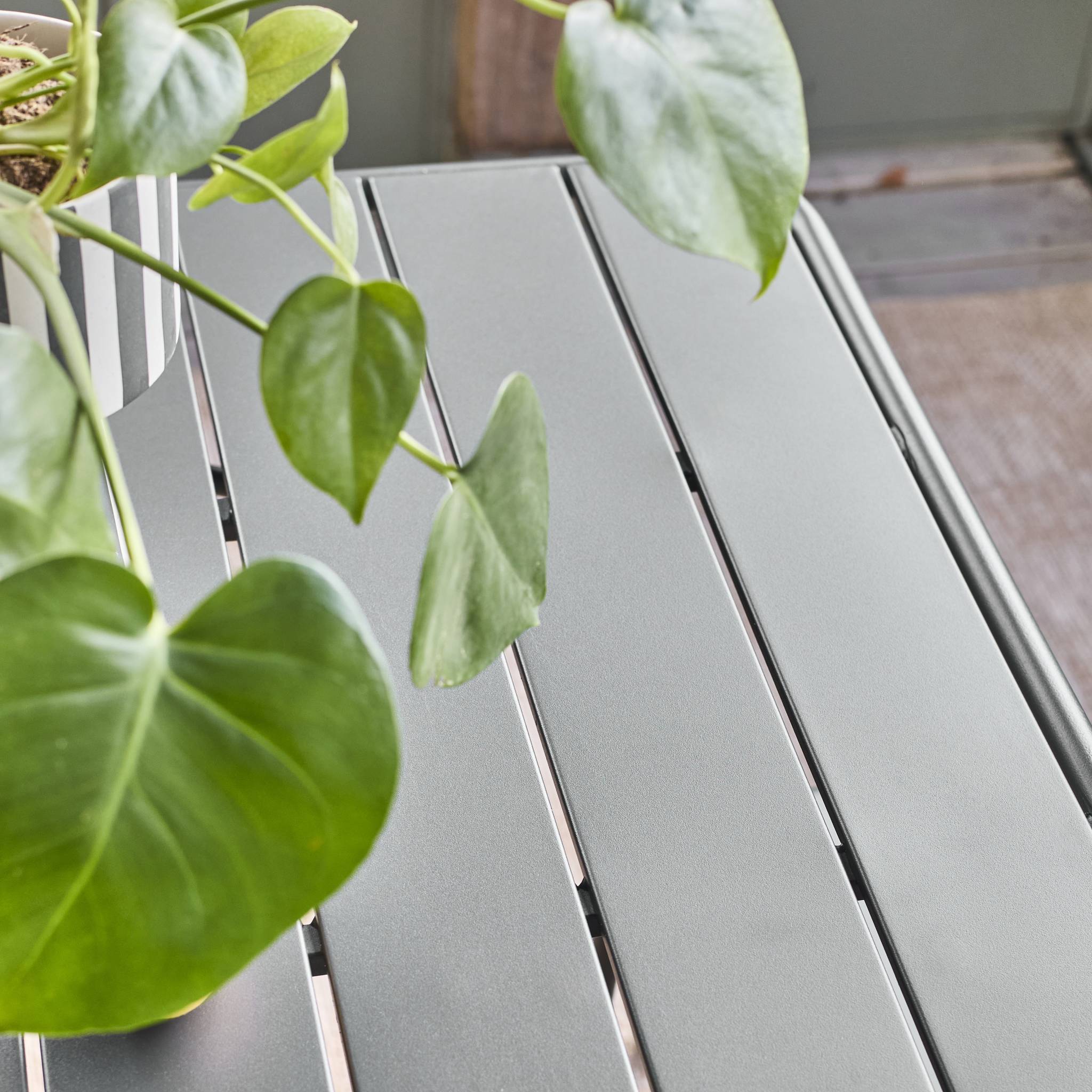 Tavolo da giardino pieghevole a 6 posti in metallo 140cm, antracite