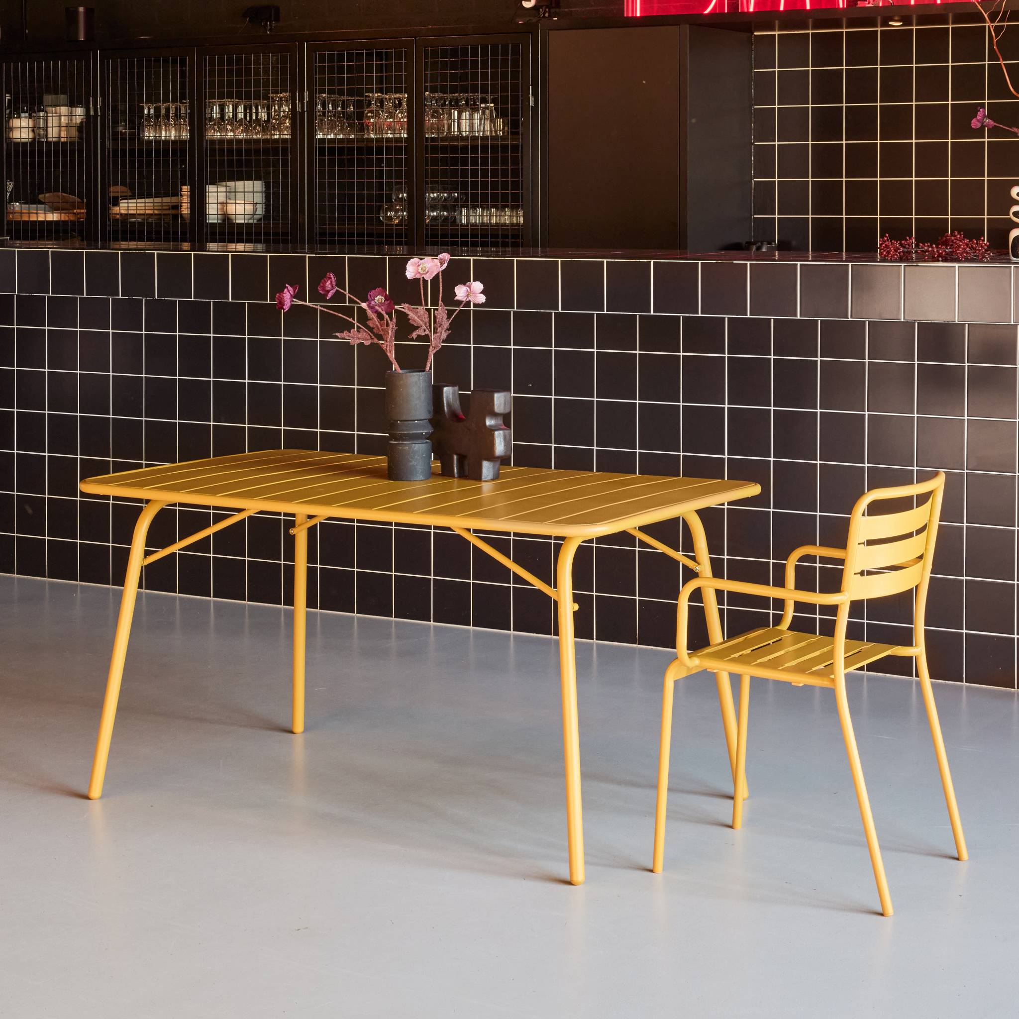 Tavolo da giardino pieghevole in metallo,  6 posti, ocra