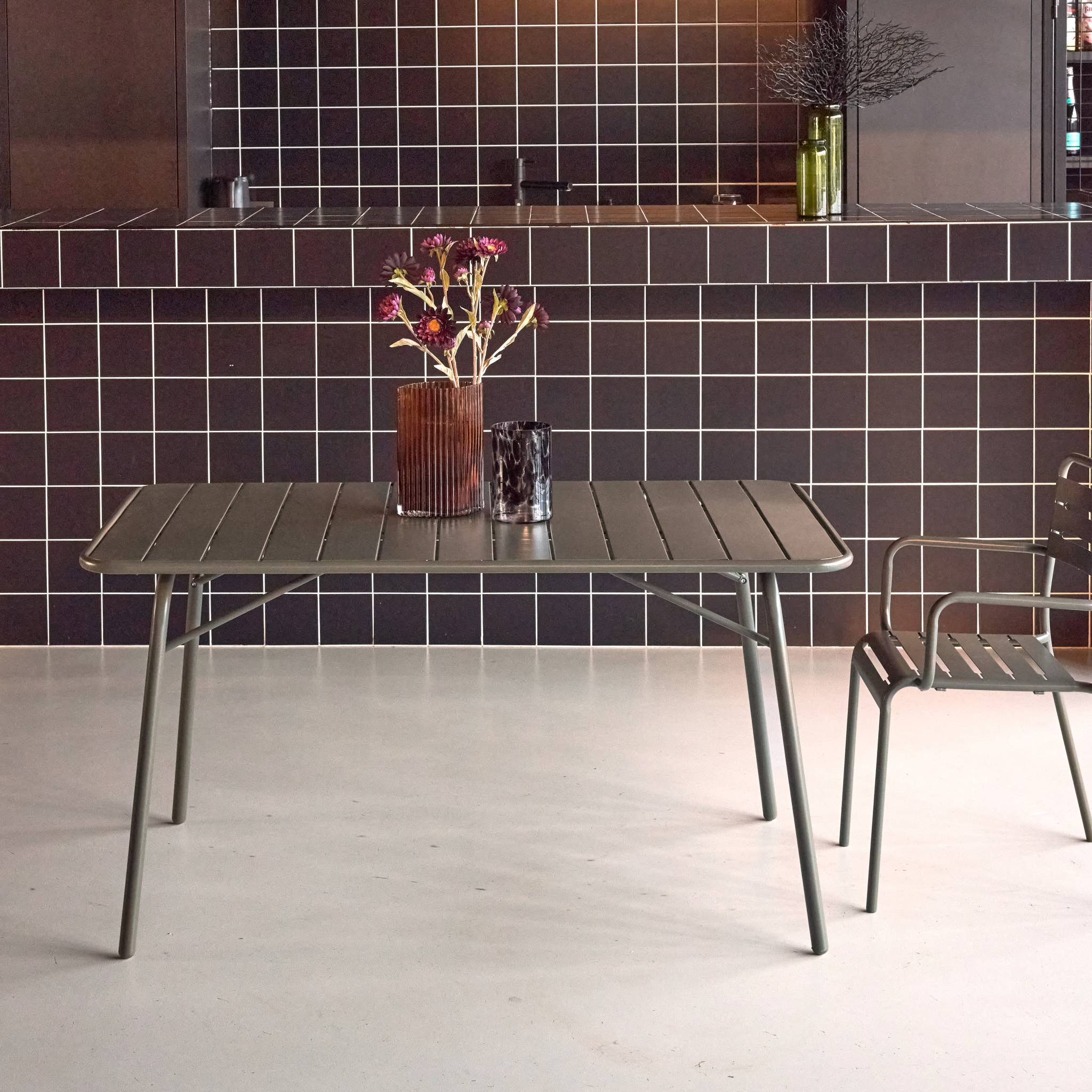 Tavolo da giardino pieghevole in metallo,  6 posti, verde kaki