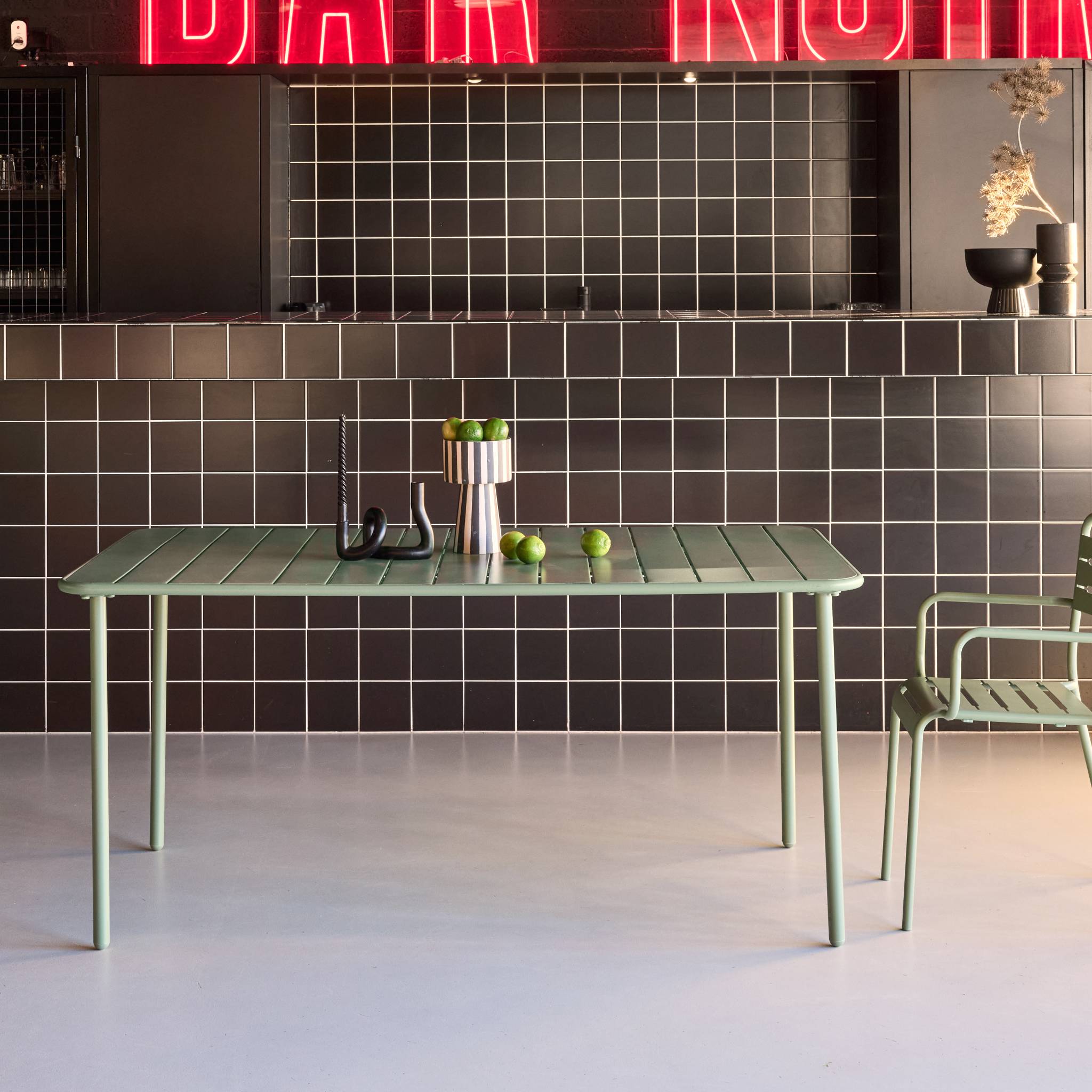 Tavolo da giardino in metallo, 6-8 posti a sedere, verde