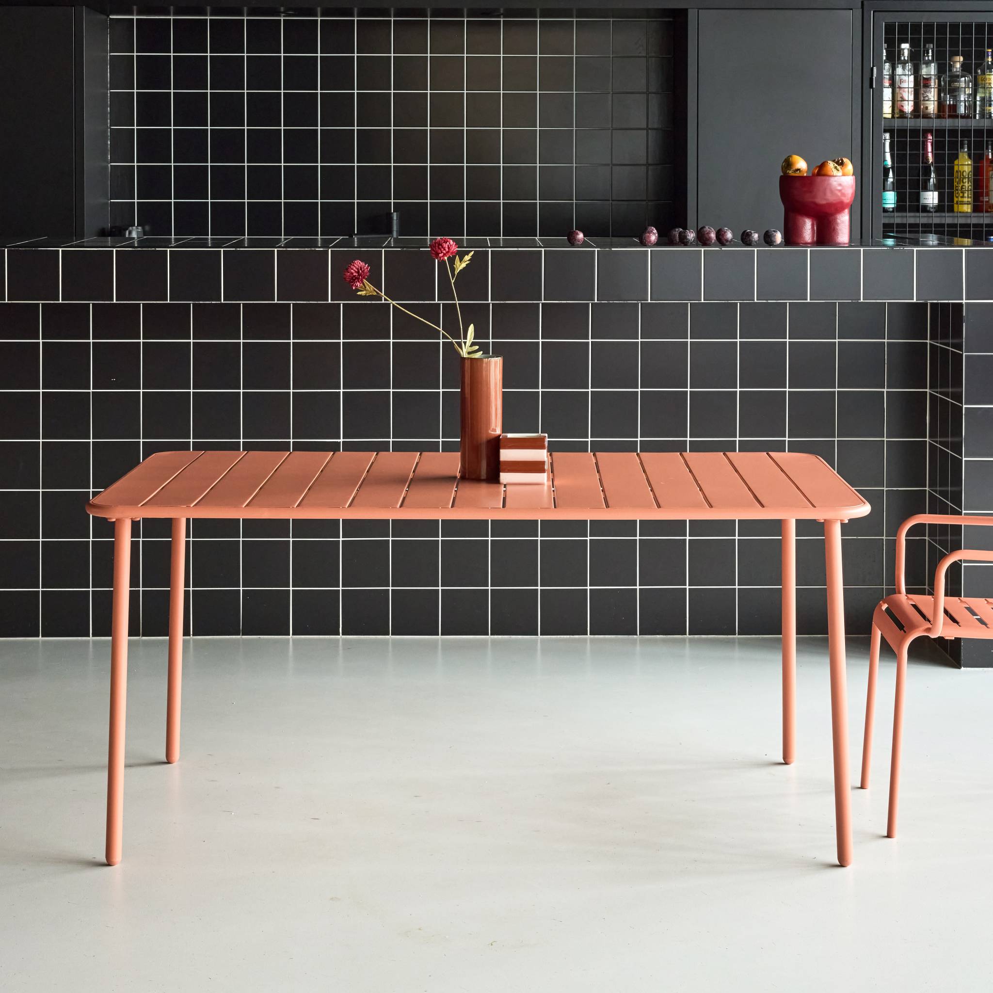 Tavolo da giardino in metallo, 6-8 posti a sedere, rosa tostato