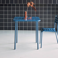 Tavolo da giardino in metallo, 2 posti, blu navy