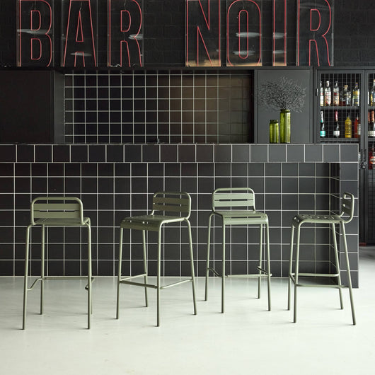 Set di 4 sedie da bar da giardino in acciaio, verde kaki