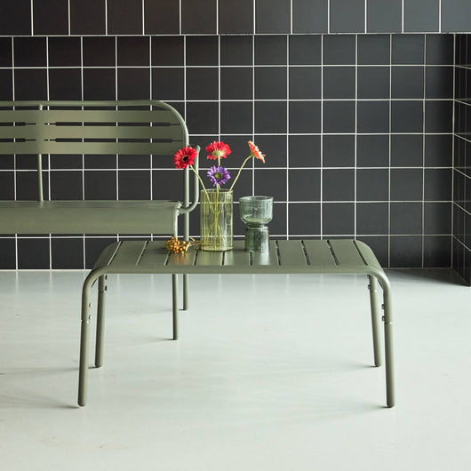 Tavolino da giardino rettangolare in acciaio, verde kaki