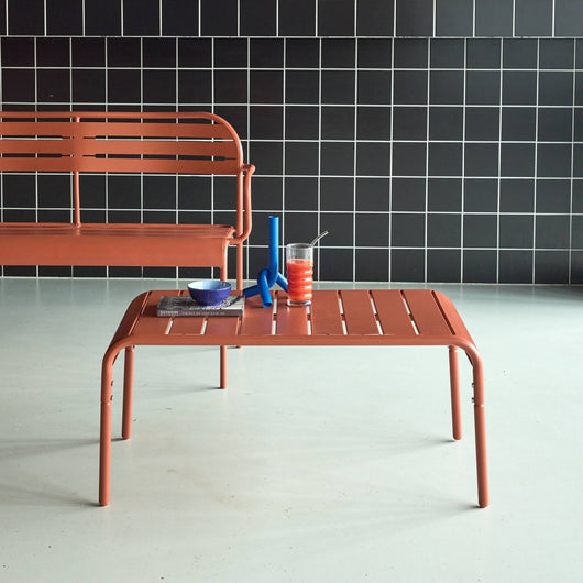 Tavolino da giardino rettangolare in acciaio, terracotta