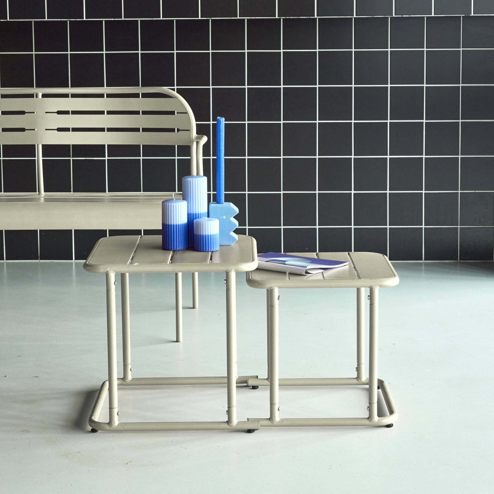 Set di 2 tavolini quadrato in acciaio, beige