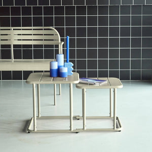 Set di 2 tavolini quadrato in acciaio, beige