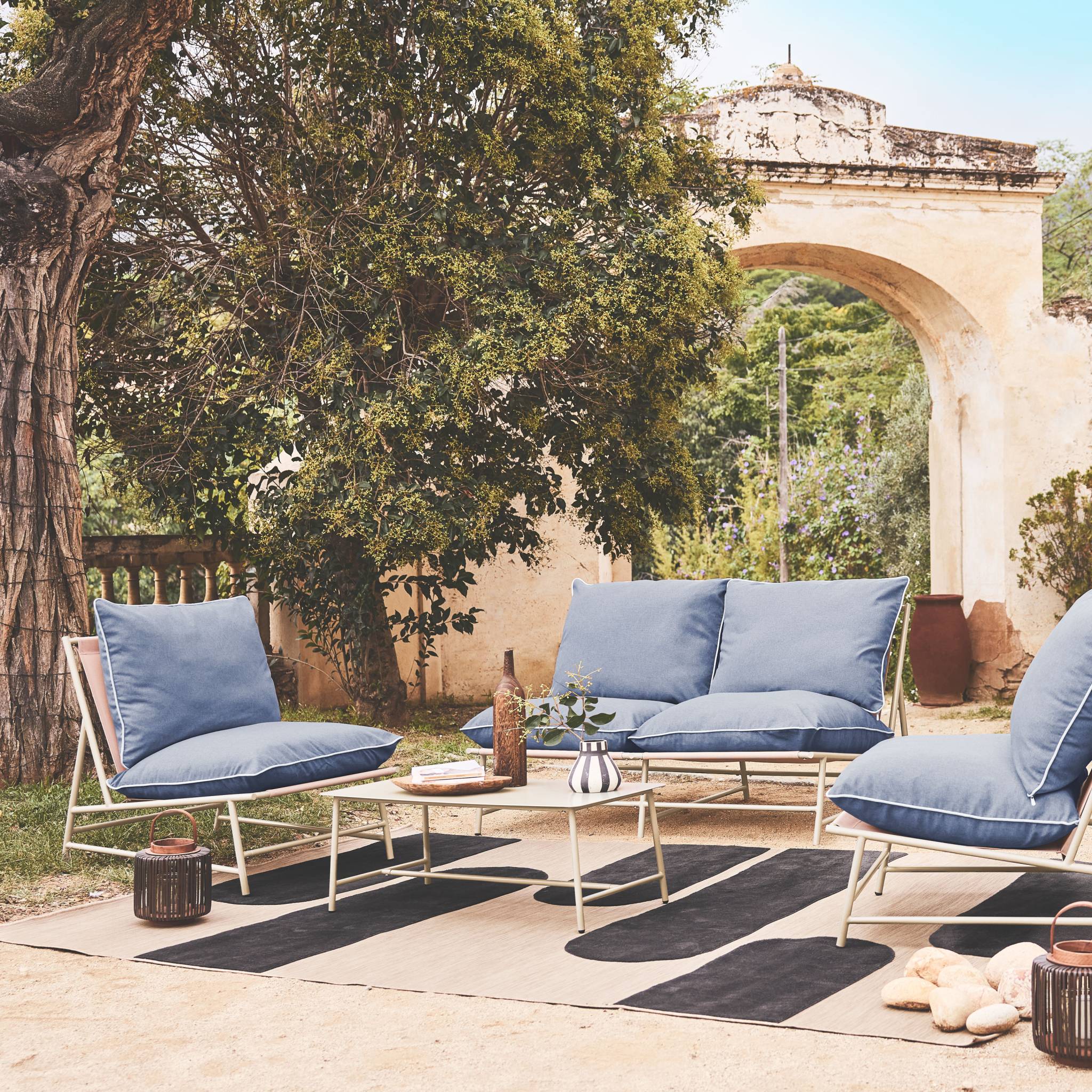 Salotto da giardino in acciaio e textilene a 4 posti, blu