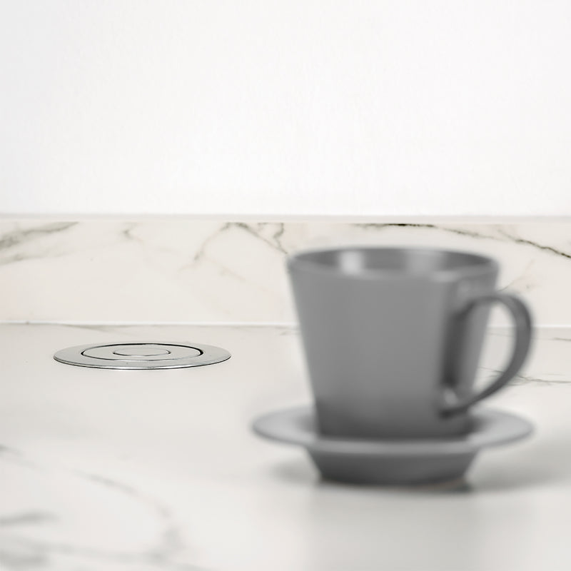 Multiconnettore estraibile Vertikal A+C, EU, Verniciato alluminio, Tecnoplastica e Alluminio.