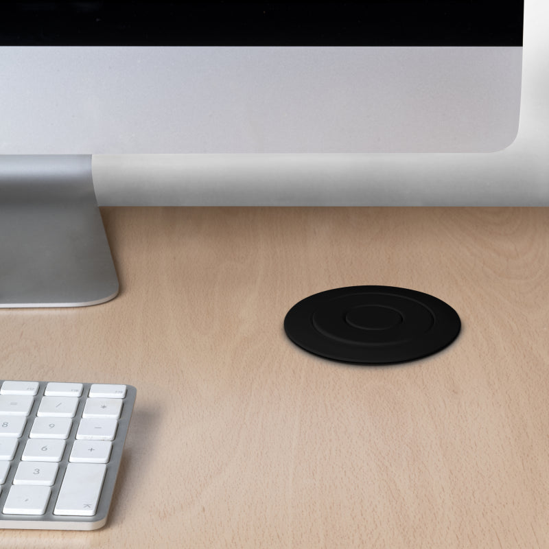 Multiconnettore estraibile Vertikal, EU, Verniciato nero, Tecnoplastica e Alluminio.