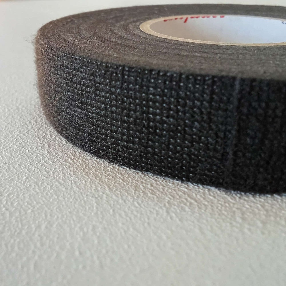 Nastro adesivo 19mm x 10 mt vellutato in tessuto di poliestere per raggruppare e fissare fasci di cavi