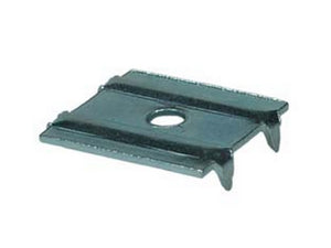 piastrina fermaschienale a quattro punte - mm.21x17x4h. cod:ferx.fer77408