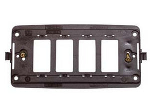 supporto per placche 4 posti - 4 posti cod:ferx.fer118620