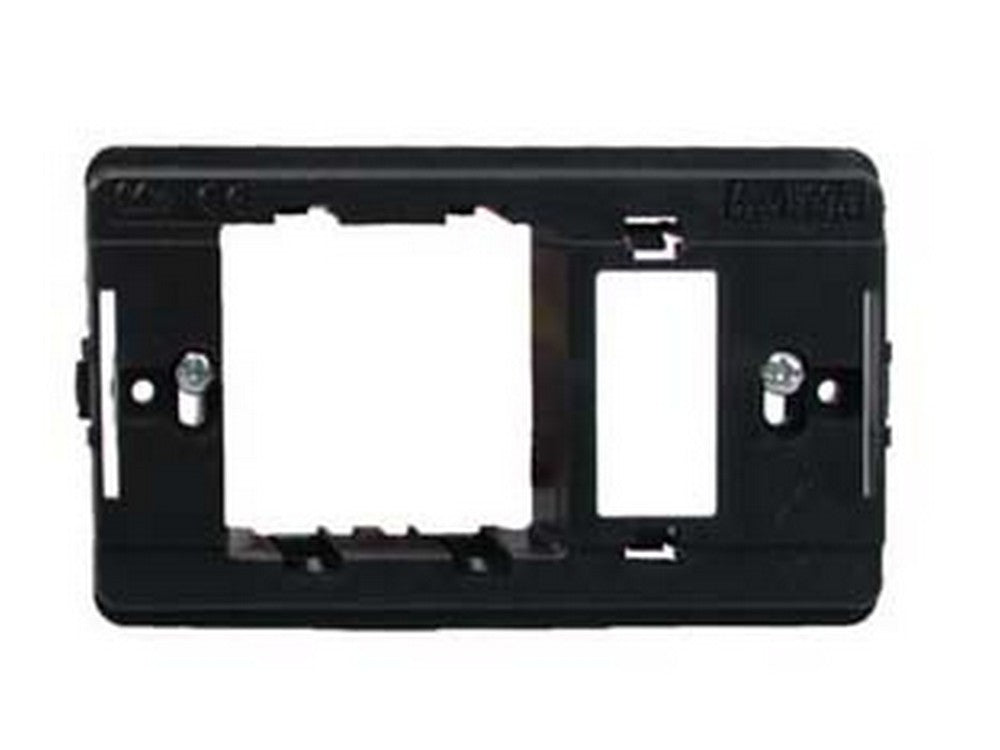 supporto per placche per presa schuko + 1 posto - presa schuko + 1 posto cod:ferx.fer150354