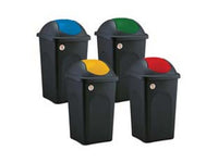 bidone "multipat" con bascula lt.60 - cm.39x39x68h. - nero/giallo cod:ferx.fer232845