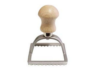 stampo ravioli quadro in allumino cm.6,8 - cm.6,8x6,8x9h. cod:ferx.fer322980