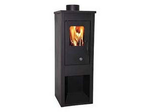 stufa a legna era 7 kw nera - misure cm.33x35x94h. - peso kg.42 cod:ferx.fer424684