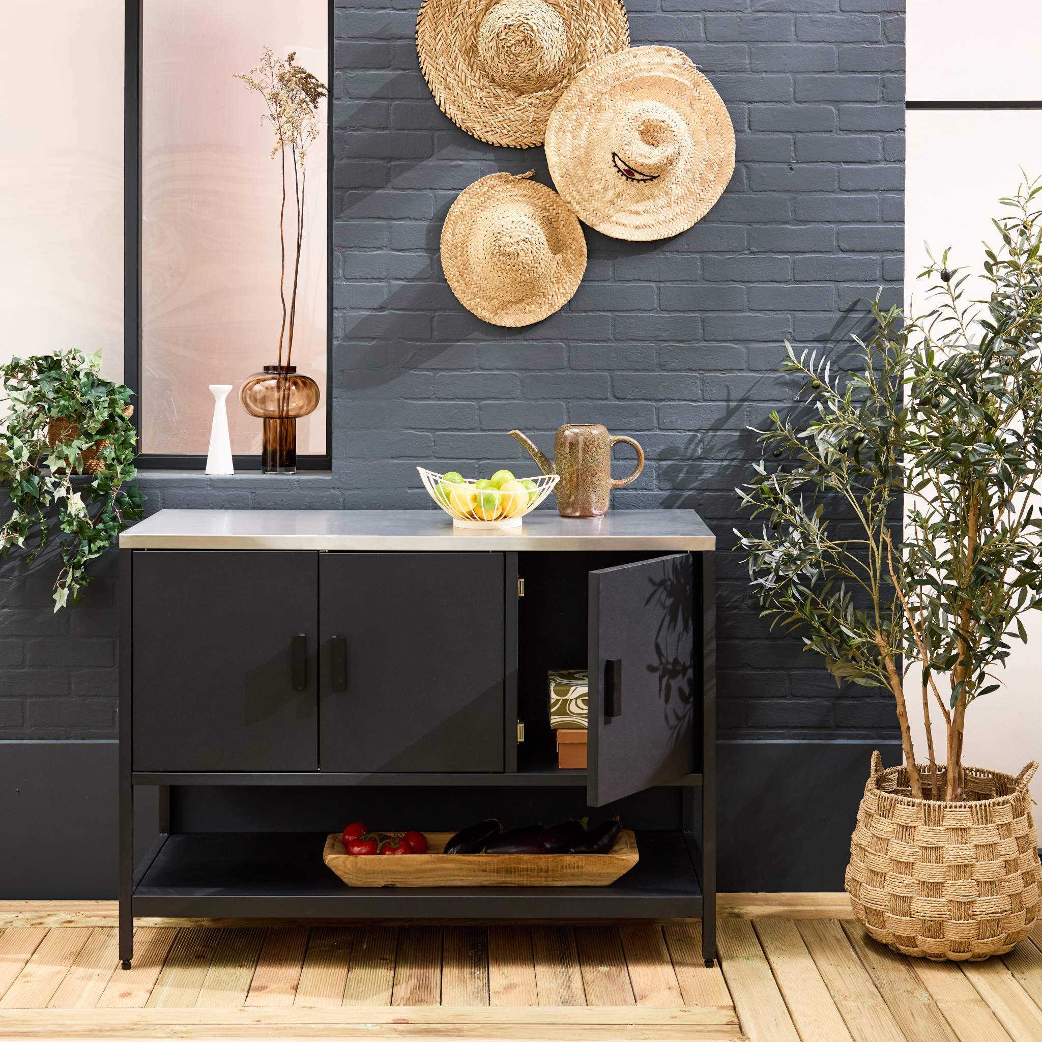 Mobile da esterno in acciaio 3 ante e 1 ripiano, 120cm, nero