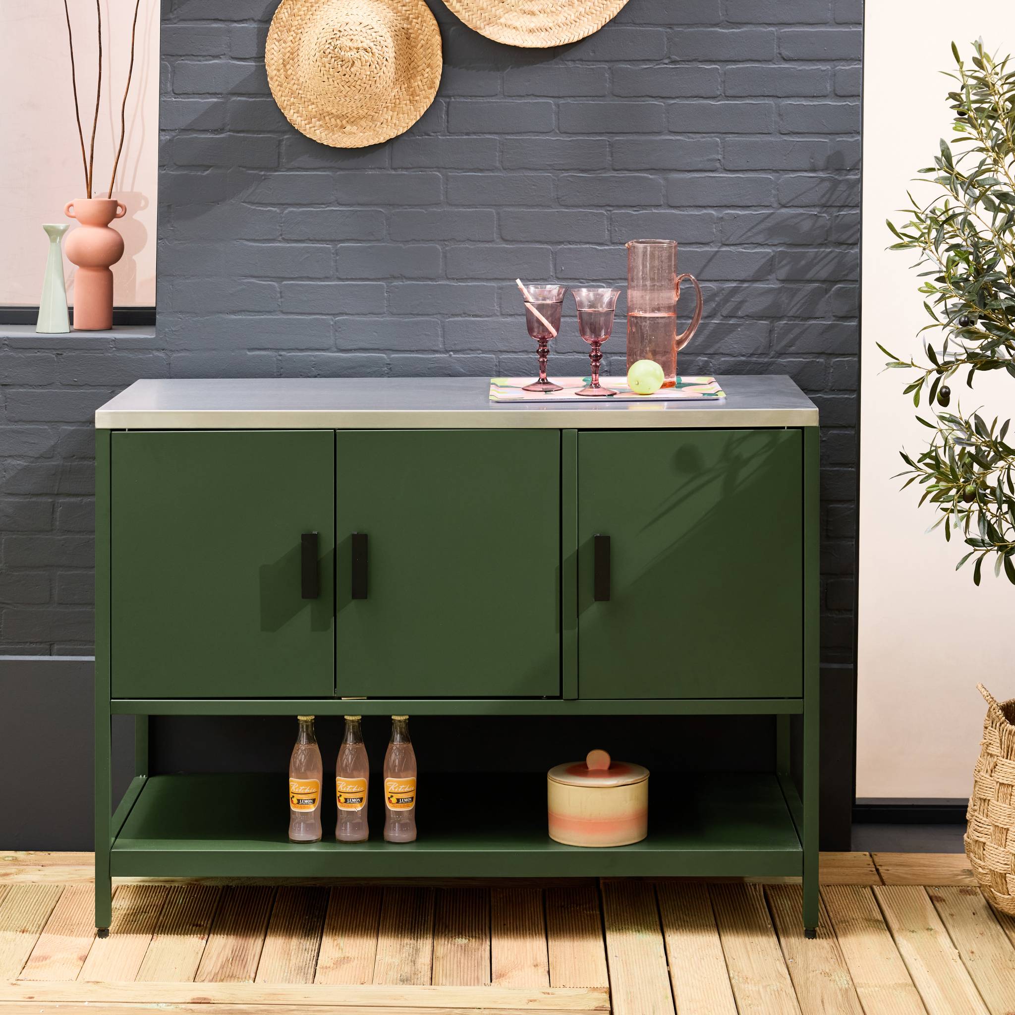 Mobile da esterno in acciaio 3 ante e 1 ripiano, 120cm, verde