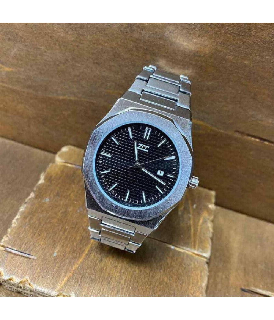Orologio Da Polso Zcc Uomo Movimento Al Quarzo Data Elegante Silver Fondo Nero         