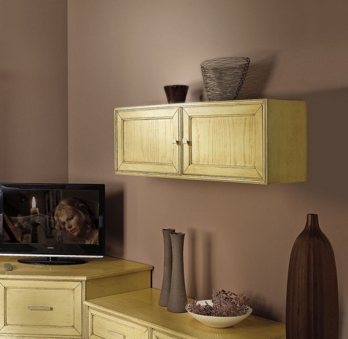 Parete attrezzata porta tv in legno laccato avorio