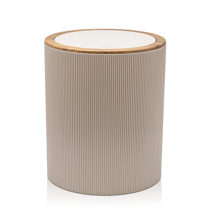 Pattumiera 5lt Tortora coperchio basculante dettagli effetto legno Blob