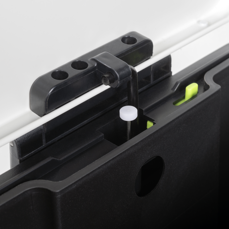 Pattumiera rettangolare esterna Recycle con apertura a pedale, verniciato bianco, alluminio.