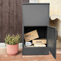 Cassetta per pacchi 56 cm in acciaio zincato con lucchetto, antracite