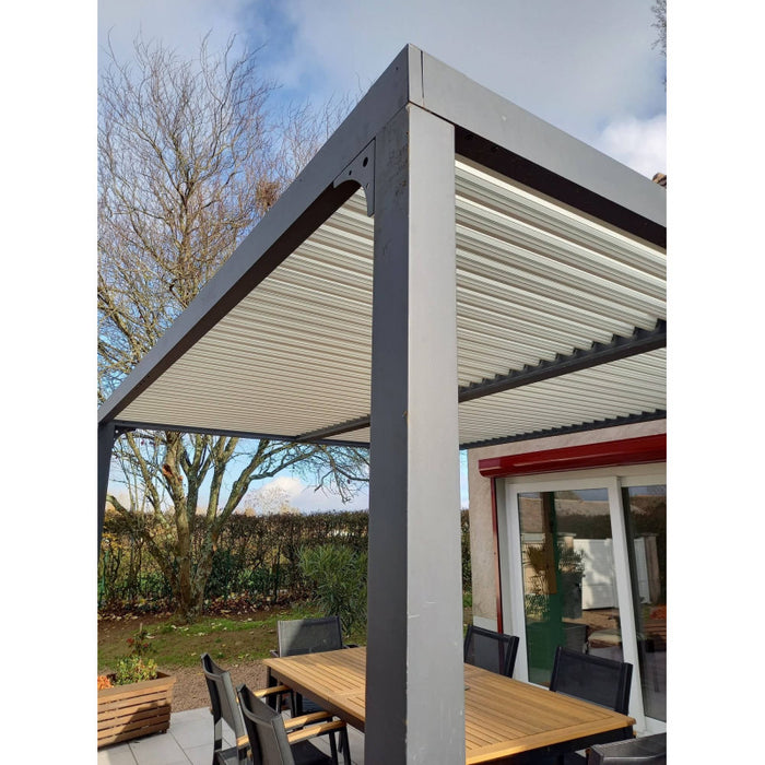 Pergola Bioclimatica in Alluminio 360X300 con Copertura beige