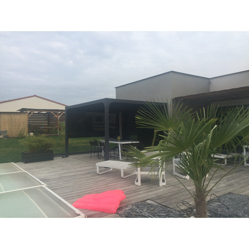 Pergola bioclimatica in alluminio antracite 360x300 cm - Lamelle orientabili 90° - Con tenda laterale PVC 3 m - 10,80 m² - PER3630RBI Foresta