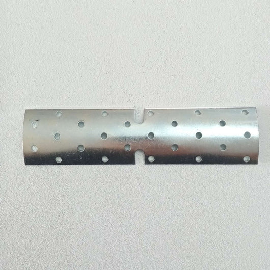 Piastra 50x100mm pieghevole per giunzione di pali tondi da 80 e 100mm zincata bianca