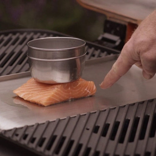 Piastra TEPPANYAKI per barbecue a gas FURNACE™ di Everdure by Heston Blumenthal