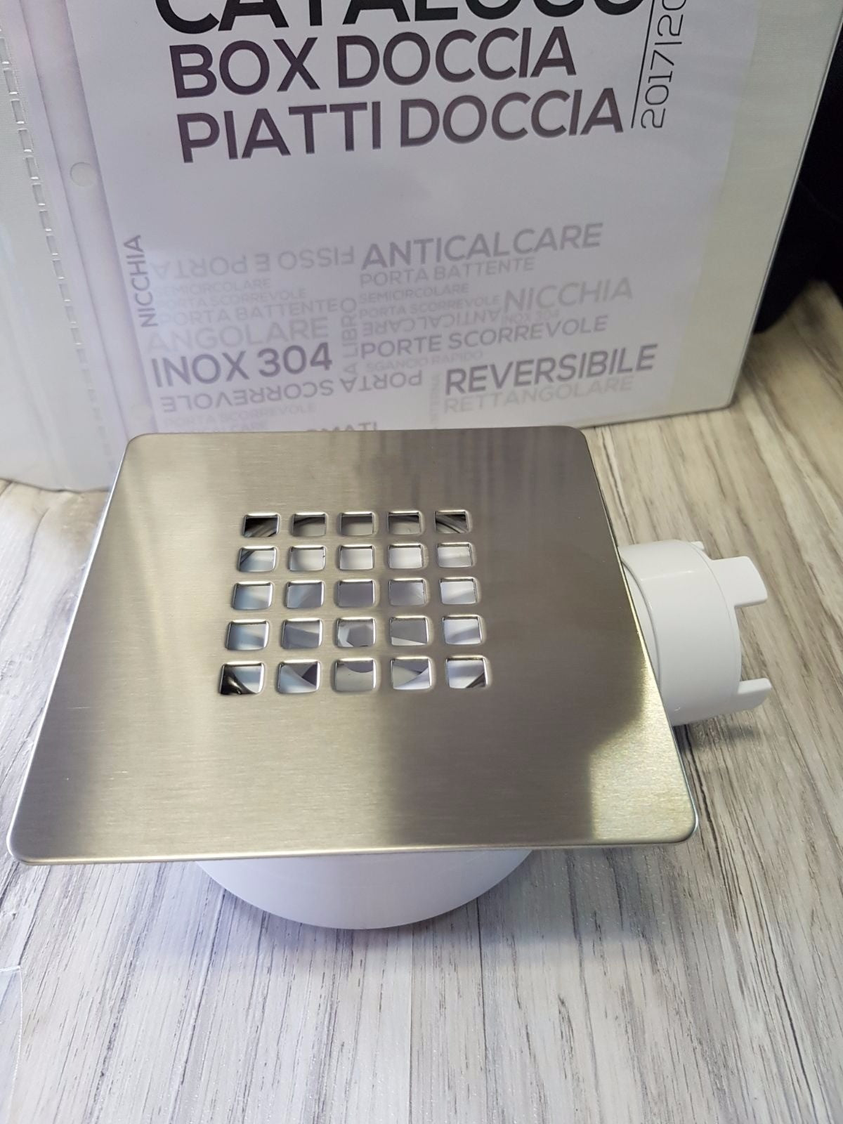 Piatto doccia in marmoresina Sabbia effetto pietra cemento OASIS Regos-90x150