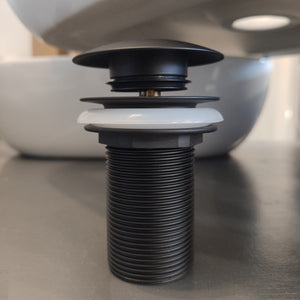 Piletta nera per lavabo clic clac universale senza troppo pieno