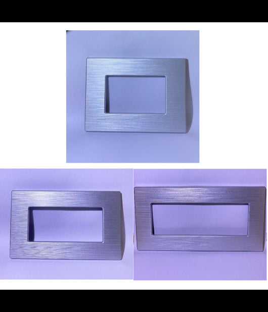 Placca Dynamic 3 4 6m Tecnopolimero Satinato Argento Compatibile Bticino Axolute         