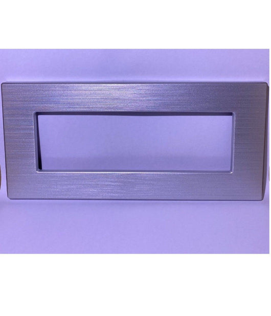 Placca Dynamic 3 4 6m Tecnopolimero Satinato Argento Compatibile Bticino Axolute   -6 Fori     -