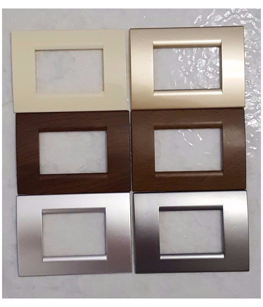 Placca Placche Placchete Compatibili Living Light In Abs 3 4 7 Posti Colorate  Antracite -4 Fori     -