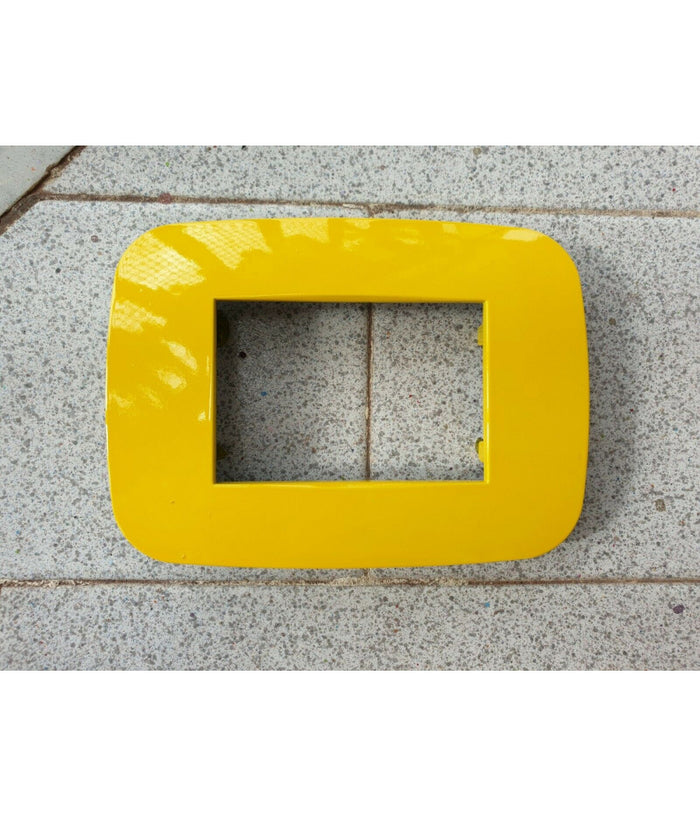 Placca Placchetta Placchette Compatibili Per Serie Axolute Bticino Colorate Fori  Giallo -3 Fori     -
