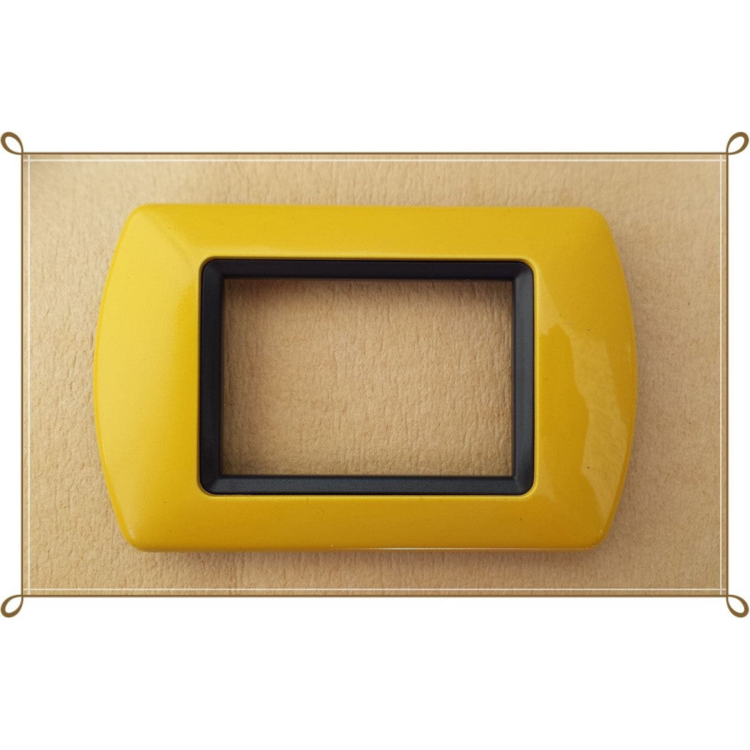 Trade Shop - Placchette Placche In Abs Compatibili Per Serie Living International Placca - Giallo -3 Fori     -