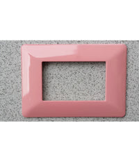 Placchette Placche In Abs Per Serie Matix Bticino Compatibile 3 4 6 Moduli Color  Rosa -3 Fori     -