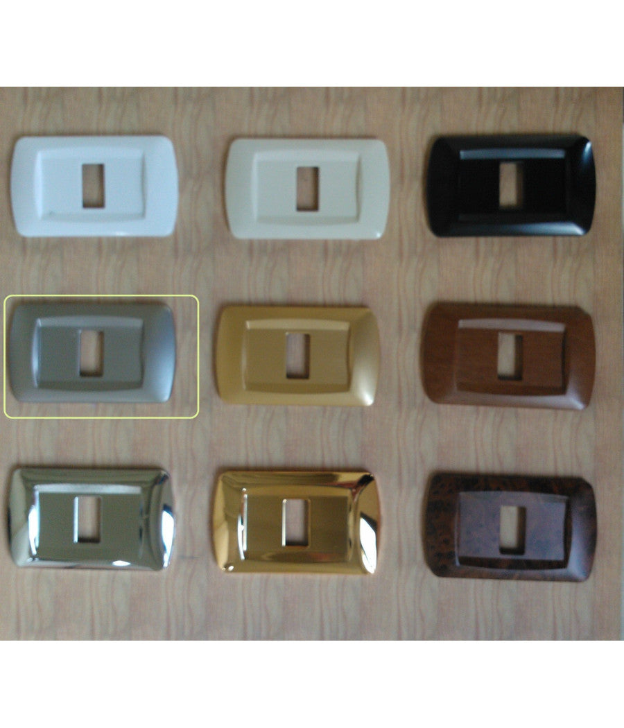 Placchette Placche In Abs Serie Magic Bticino Compatibili Placca Copriprese Fori  Avorio -3 Fori     -