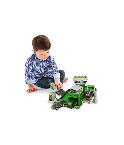 Playset Quartier Generale Militare Garage 3 Auto Con Accessori E Adesivi         