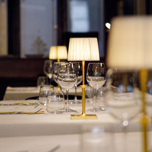 Lampada da Tavolo Ricaricabile Poldina Classic Zafferano Led Touch Dimmer - Design Elegante Senza Fili Bronzo