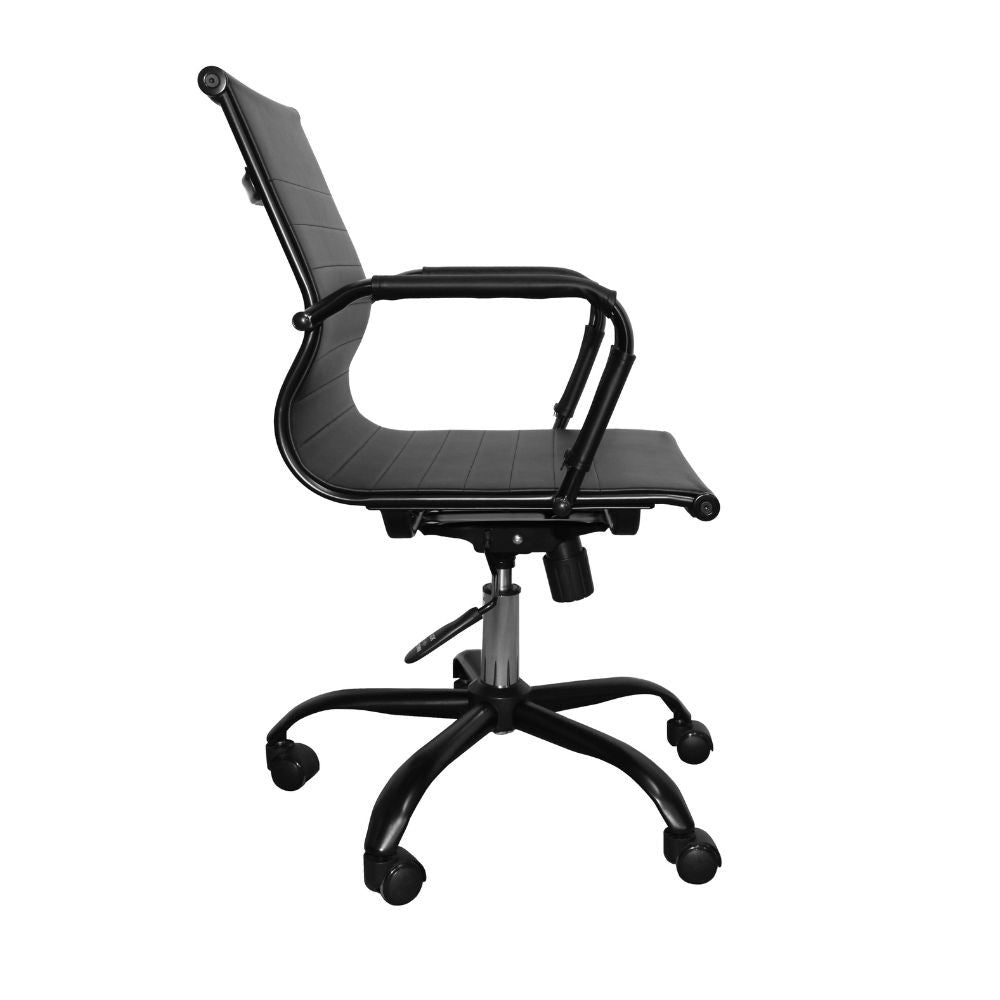 Poltrona da ufficio Nuvia con schienale ergonomico e ruote colore nero H91