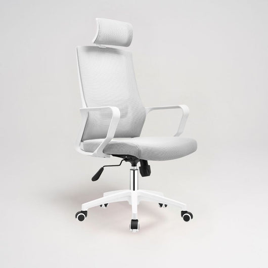Poltrona ufficio Ica colore bianco poggiatesta regolabile e schienale traforato