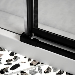 Porta doccia 210cm profili nero opaco apertura battente a sinistra con cerniere 120cm e parete fissa da 90cm vetro 8mm trasparente h195 | Fiji