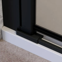 Porta doccia 126-130cm apertura a battente con profili nero opaco e vetro da 6mm trasparente h195 | Elba