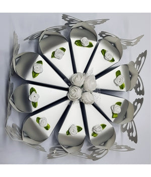 Portaconfetti Bomboniere Scatolina Forma Di Spicchio Torta Con Farfalla Argento         