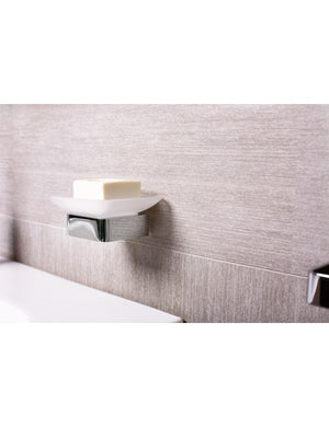 Portasapone quadrato da parete SOLO in vetro e ottone cromato 10,4 x4,5 x11 cm