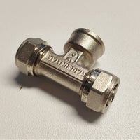 Raccordo 26x26x1'' a t femmina a stringere per tubo multistrato